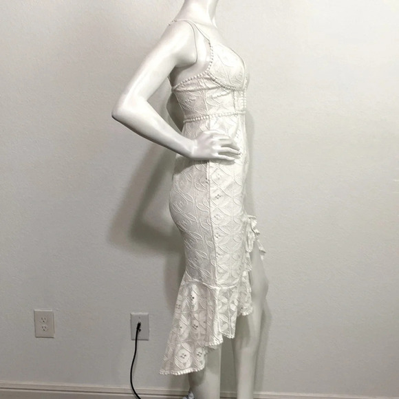 Saints + Secrets White V-Neck Sleeveless Lace Asymmetrical Midi Dress Size S - Picture 7 of 9
